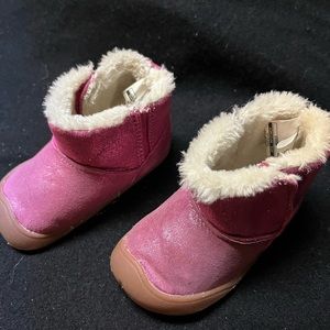 Carter’s Infant Slipper Booties size 2.5